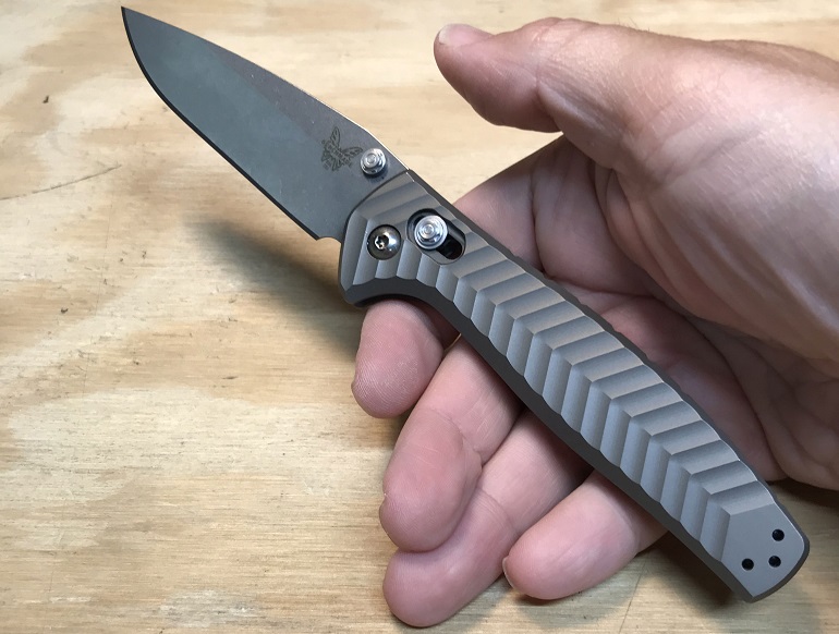 Folding knives