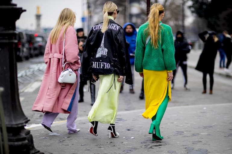 Three girls different streetwear styles