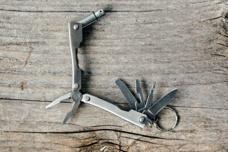 camping-pocket-multi-functional-tool-open_1024x1024