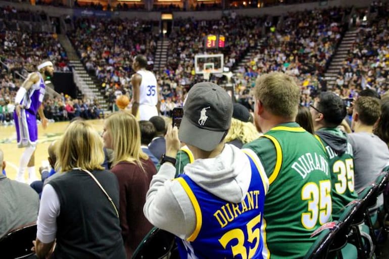 fans wearing durant jerseys