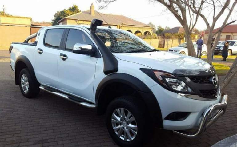 mazda bt50 bull bar